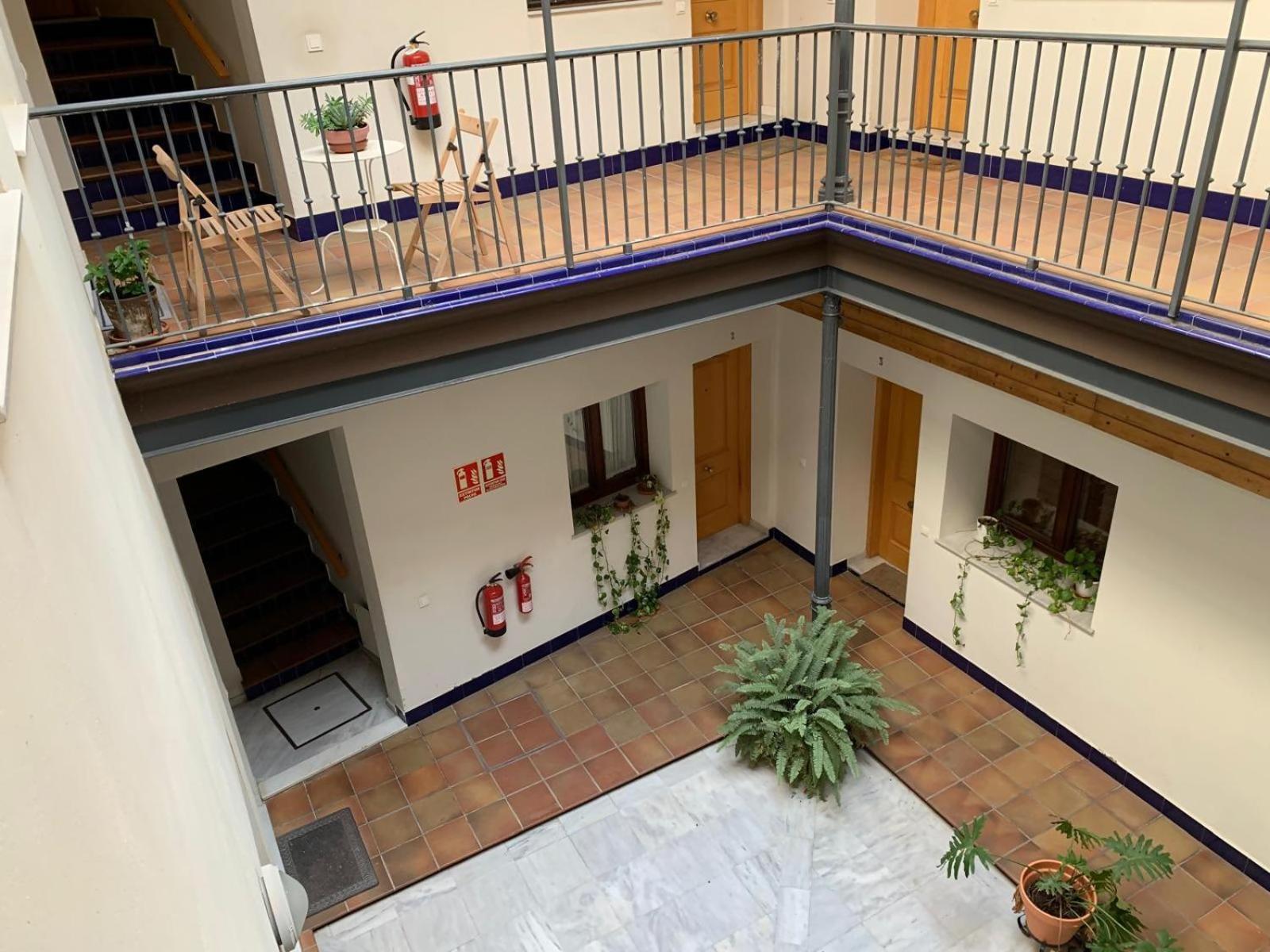 Apartamento Plaza Del Salvador Cuesta Del Rosario Seville Exterior photo